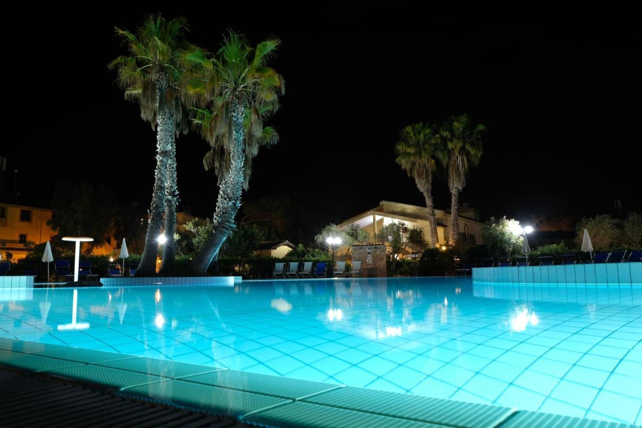 Horse Country Resort Congress & Spa - Hotel Ribot Arborea Dış mekan fotoğraf