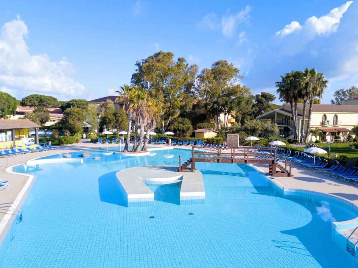 Horse Country Resort Congress & Spa - Hotel Ribot Arborea Dış mekan fotoğraf