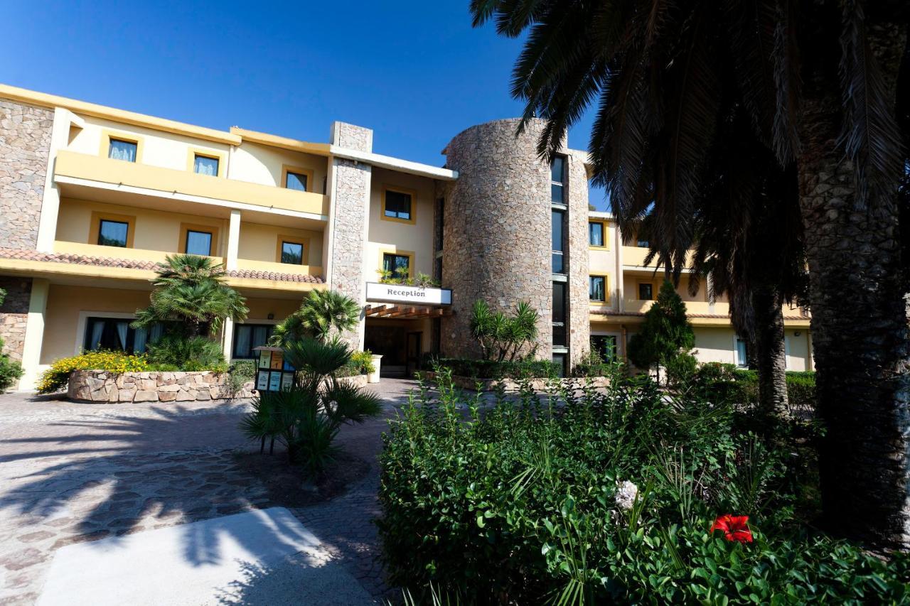 Horse Country Resort Congress & Spa - Hotel Ribot Arborea Dış mekan fotoğraf