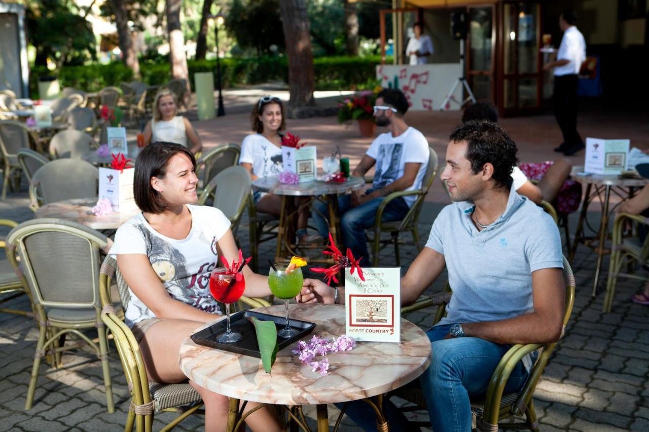 Horse Country Resort Congress & Spa - Hotel Ribot Arborea Dış mekan fotoğraf